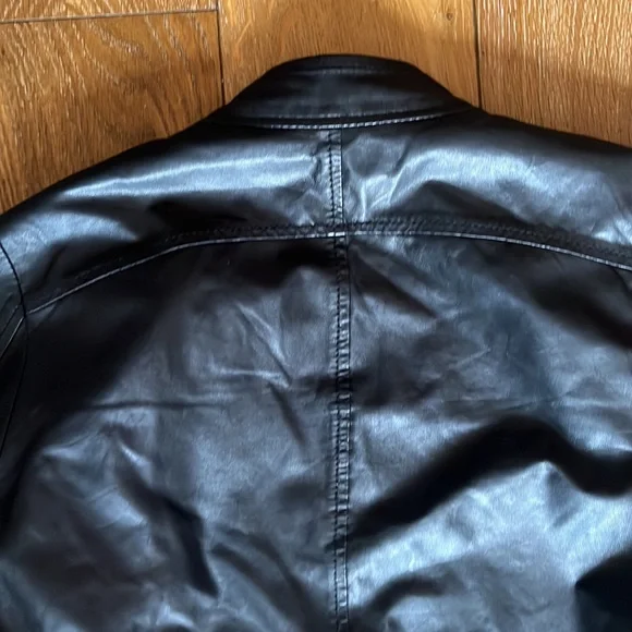 Theory genuine leather jacket petite cropped